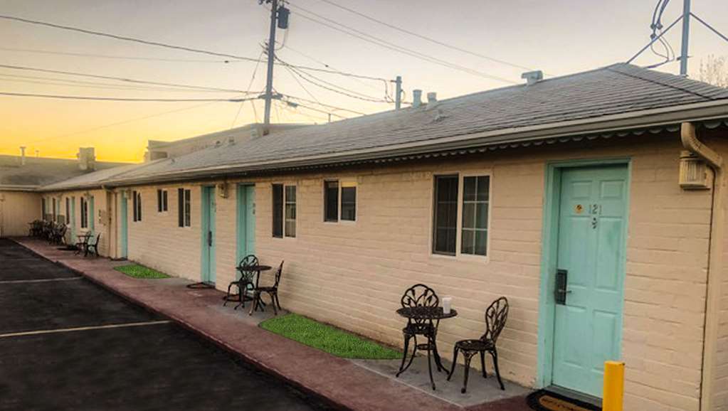 Howard Johnson By Wyndham Ridgecrest, Ca Exterior foto